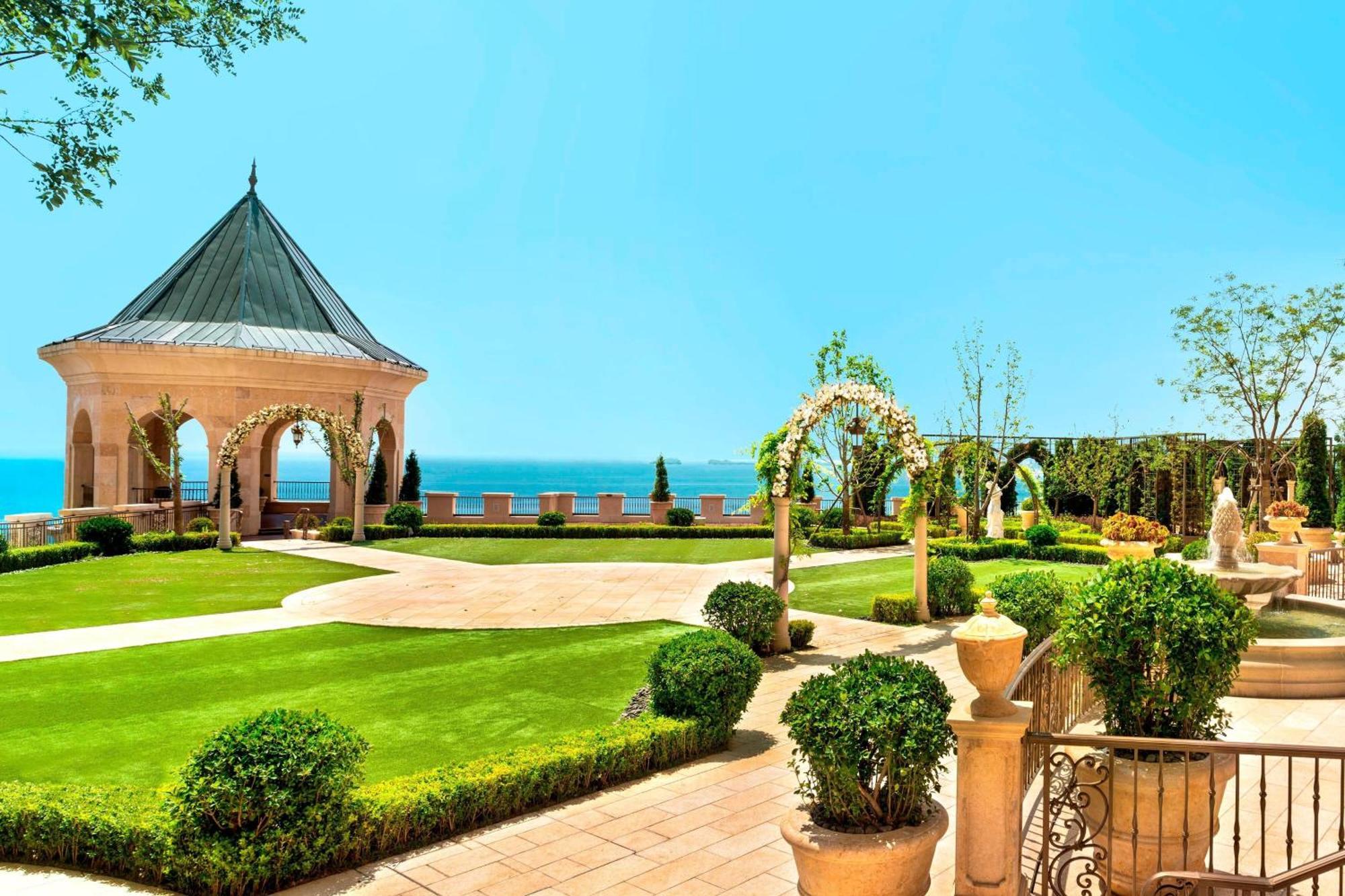 The Castle Hotel, A Luxury Collection Hotel, Далянь Екстер'єр фото