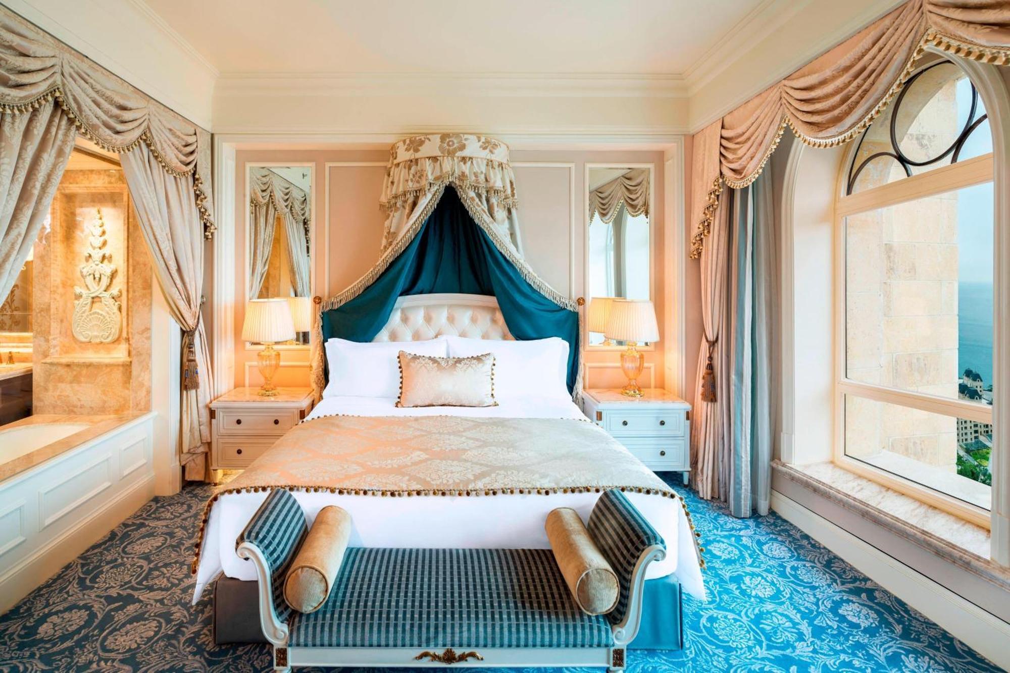The Castle Hotel, A Luxury Collection Hotel, Далянь Екстер'єр фото